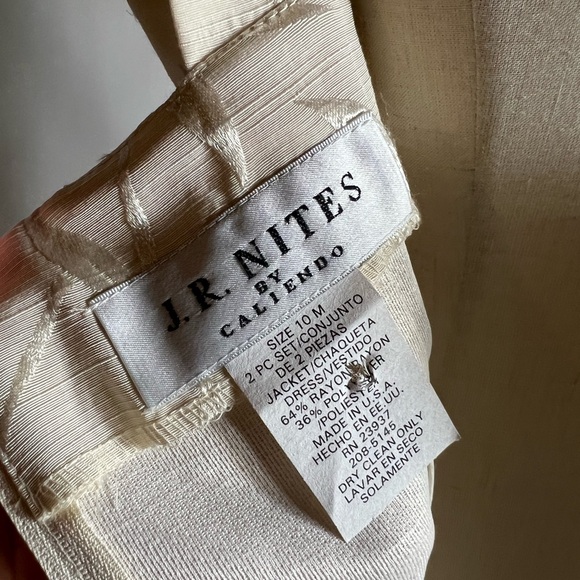 VINTAGE 90s Ivory Champagne Jacquard Bamboo Leaves Sleeveless Sheath Dress 10 - Picture 6 of 6